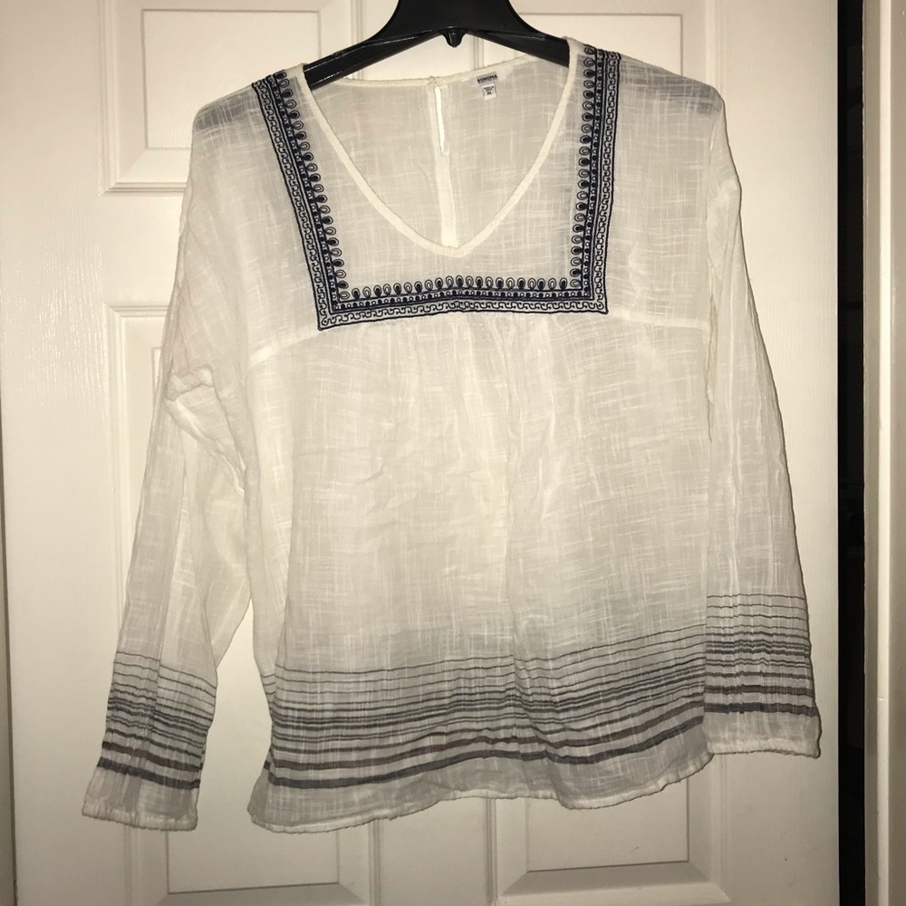 Sheer comfy boho top with stitching detail. New